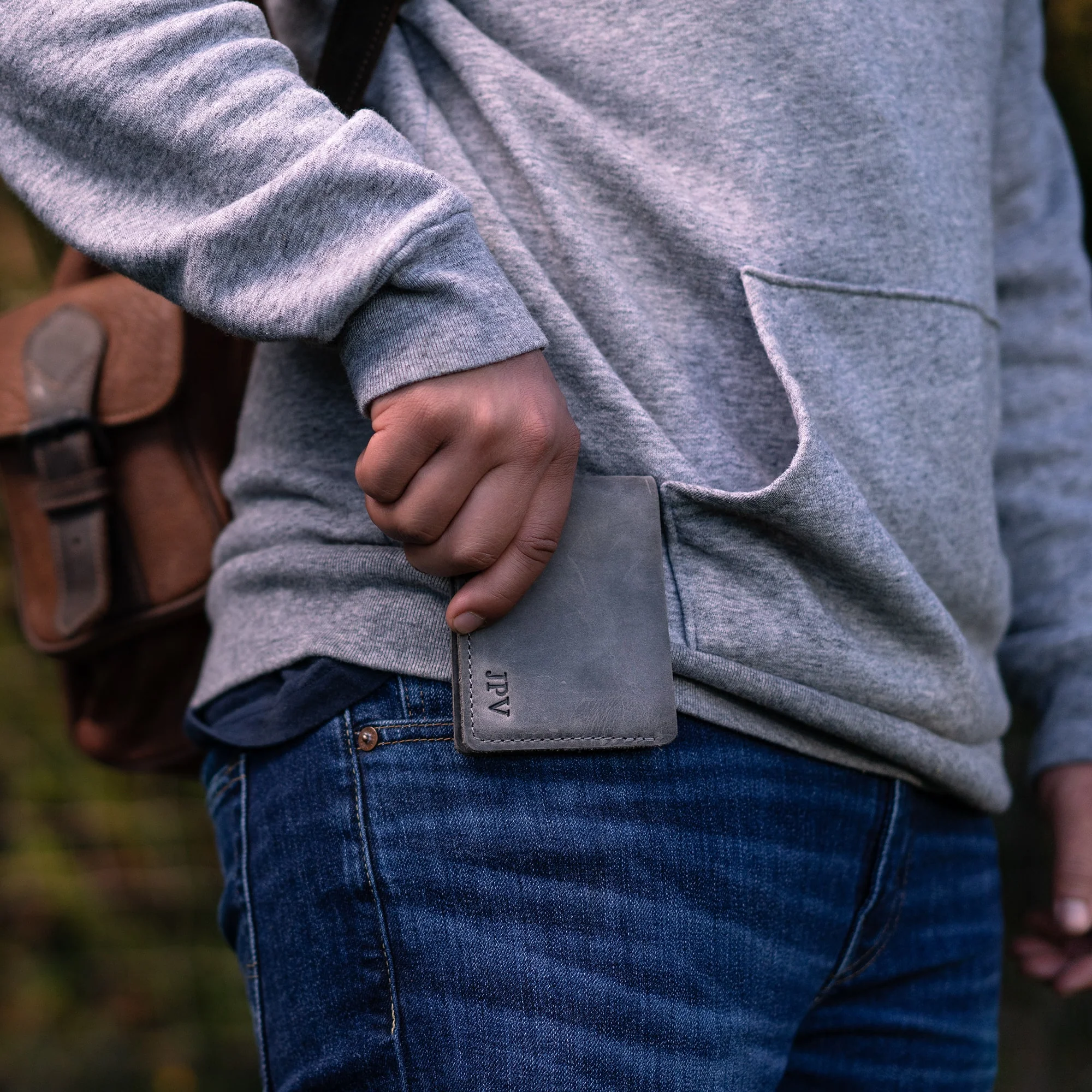 Bureau Leather Bifold Wallet | Rock Gray - Image 4