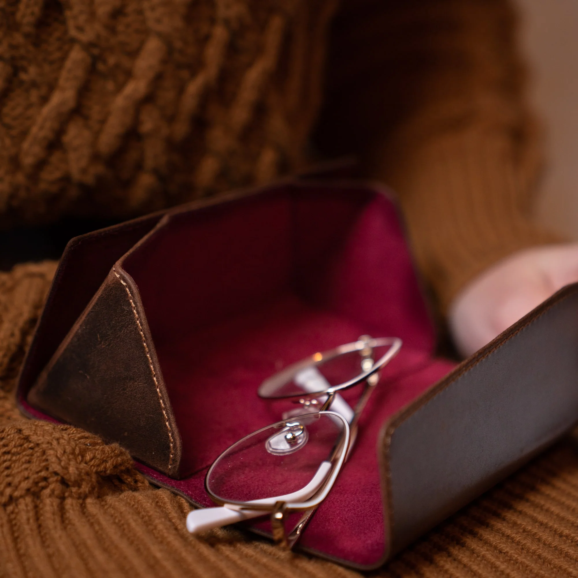 Elm Leather Eyeglasses Case | Antique - Image 2