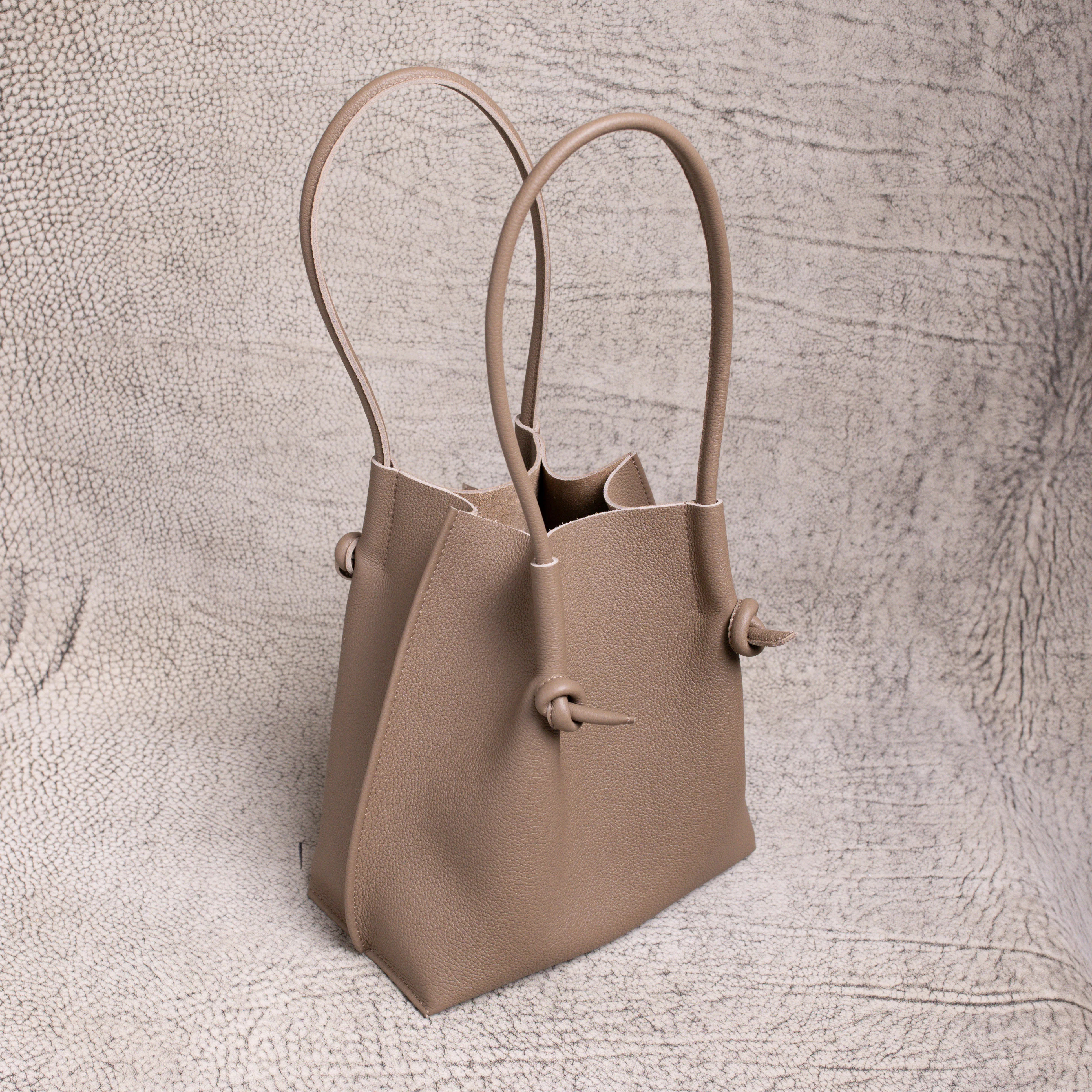 Flora Everyday Leather Tote | Togo Calf Etoupe - Image 4
