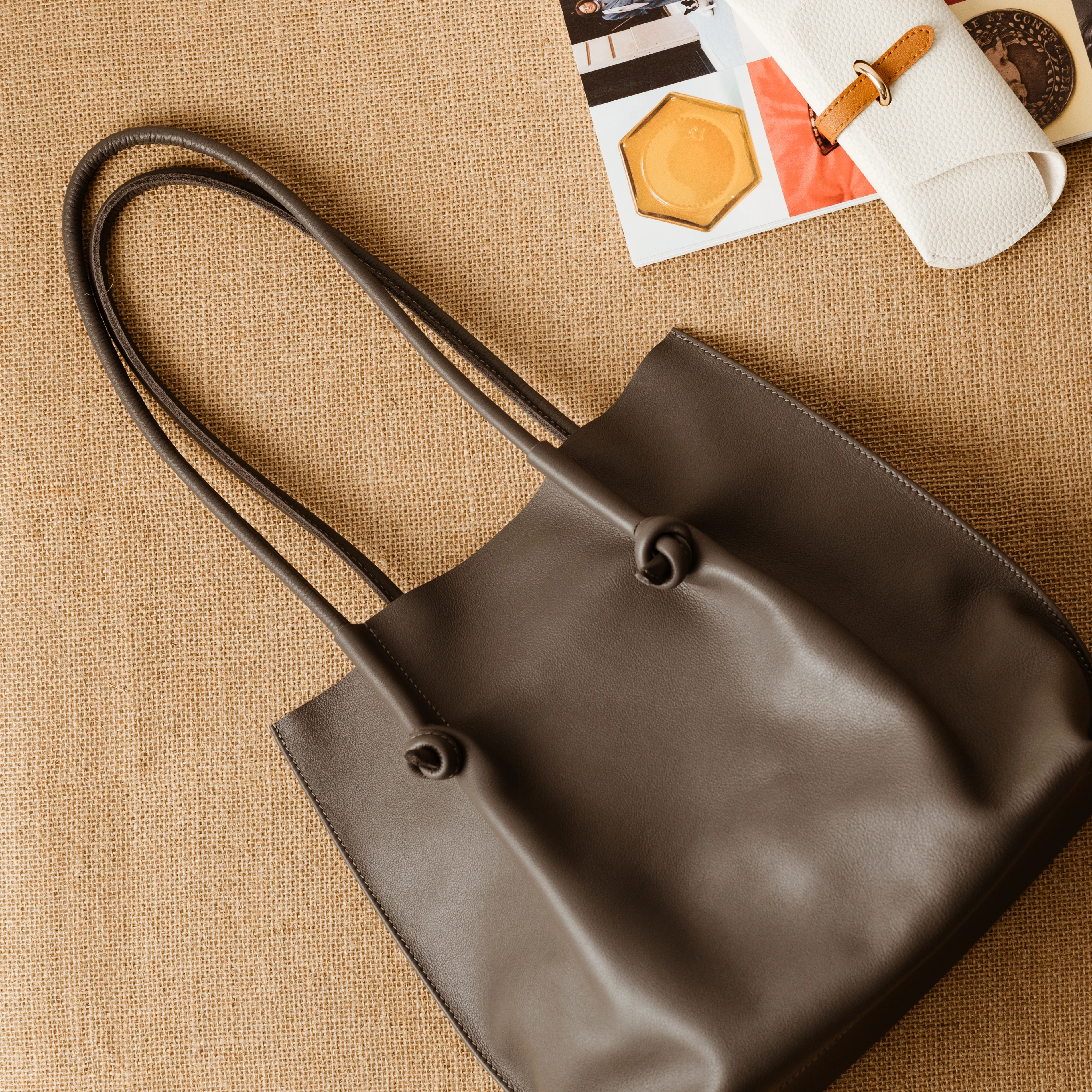 Flora Everyday Leather Tote | Silky Calf Gray - Image 3